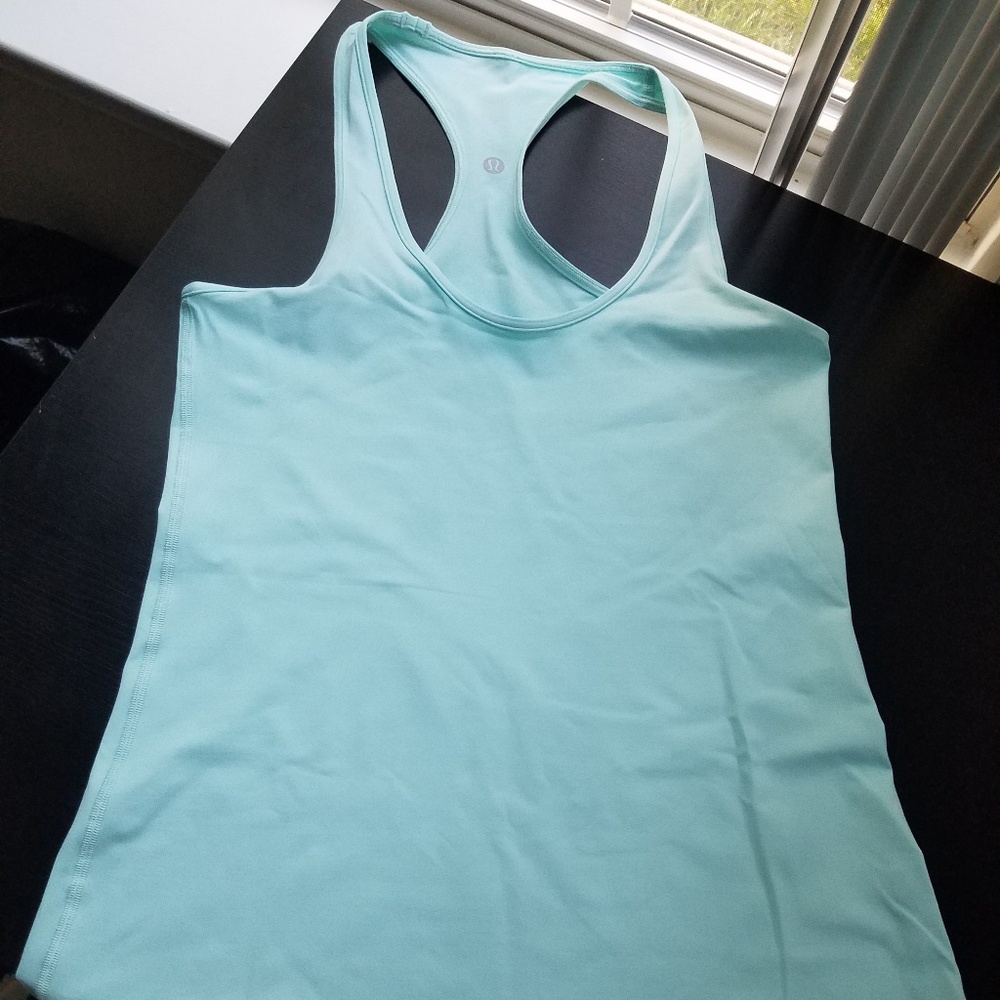 EUC, Lululemon CRB mint color